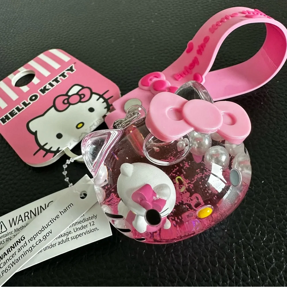 Hello Kitty Floating Kitty Liquid Key Chain